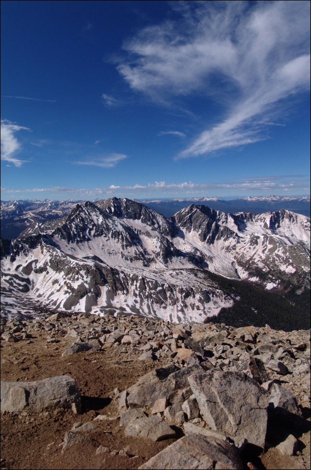 3 Apostles Vertically